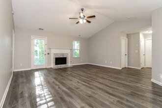 1015 Amelia Grove Ln SE in Lawrenceville, GA - Building Photo - Building Photo