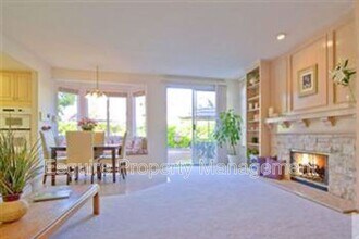 1735 Butterfly Ct in Thousand Oaks, CA - Building Photo - Building Photo