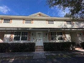 1445 Grant St in Hollywood, FL - Building Photo