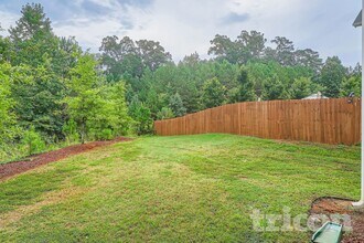 451 Fredrick Dr in Mcdonough, GA - Foto de edificio - Building Photo