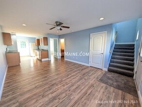 13 Basketball Ct in Bangor, ME - Building Photo - Building Photo