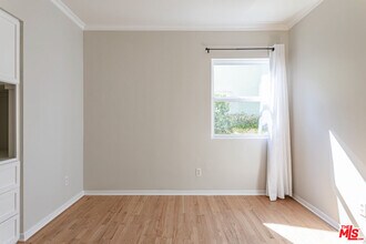 2610 Griffith Park Blvd in Los Angeles, CA - Building Photo - Building Photo