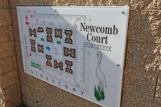 Newcomb Court in Porterville, CA - Foto de edificio - Other