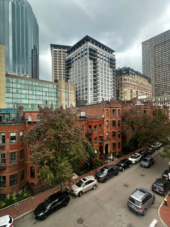 86 Saint Botolph St, Unit 13 in Boston, MA - Building Photo - Building Photo