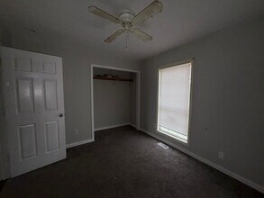 1211 Redbud St in Franklin, KY - Foto de edificio - Building Photo