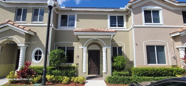 property at 2459 SE 10th St