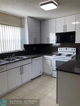 5821 Swordfish Ct in Tamarac, FL - Building Photo - Building Photo