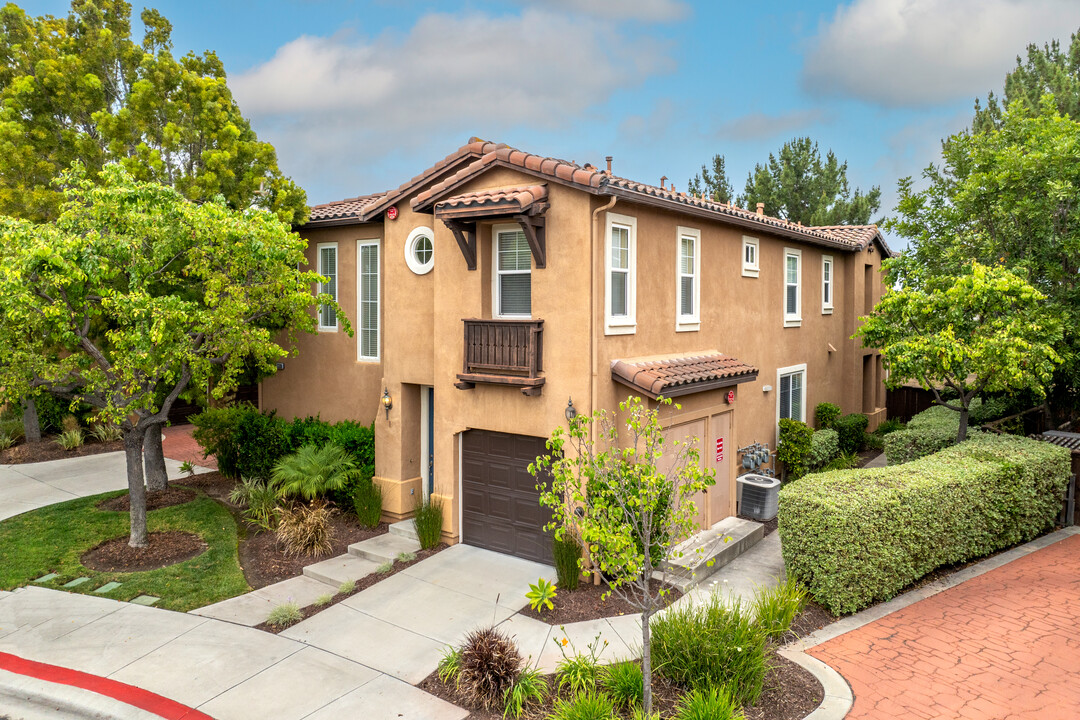 Monaco Torrey Highlands in San Diego, CA - Building Photo