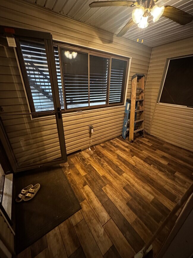 1187 Richmond Ave in Staten Island, NY - Building Photo - Building Photo
