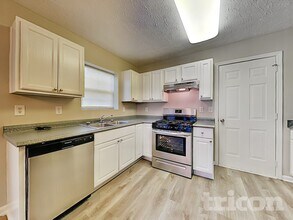 915 Riley Farm Ln in Douglasville, GA - Building Photo - Building Photo