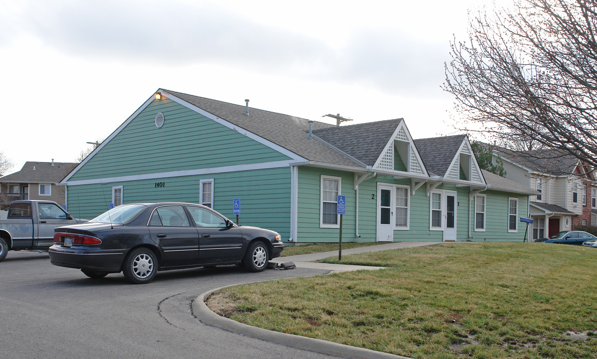 1401-1405 E 21st Ter in Lawrence, KS - Building Photo