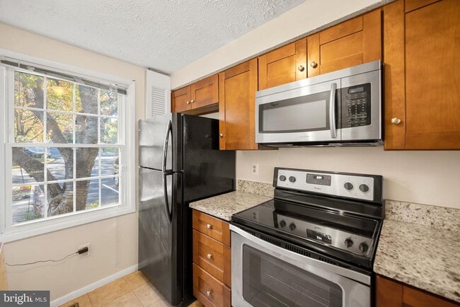 property at 8439 Lazy Creek Ct