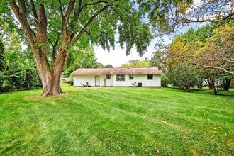 2728 Florann Dr in Fitchburg, WI - Building Photo - Building Photo