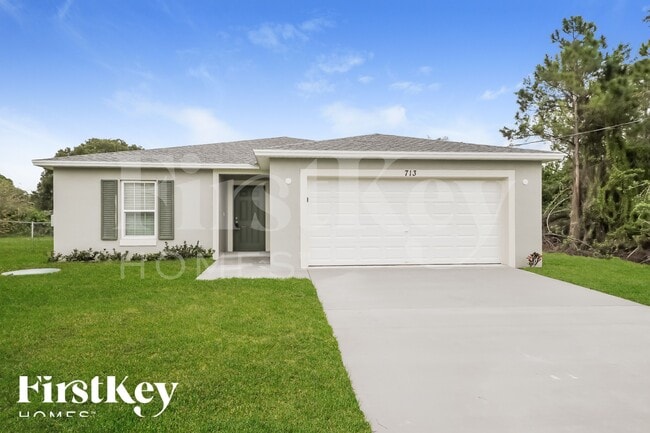 property at 713 SE Lansdowne Ave