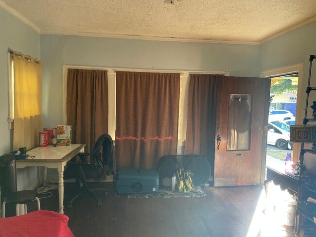 property at 235 W 5th St