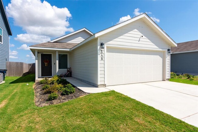 property at 548 Rancho Del Cielo Lp