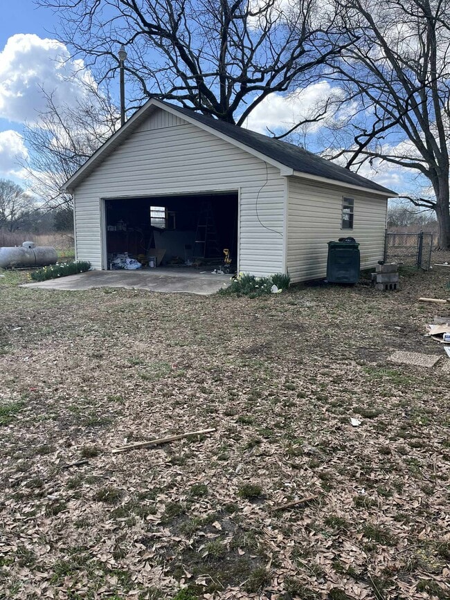 3220 Co Rd 1807 in Arab, AL - Building Photo - Building Photo