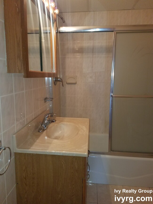 46 Oliver St, Unit 1 in Somerville, MA - Building Photo - Building Photo