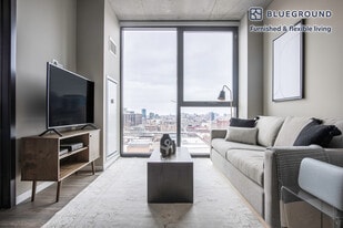 939 W Washington Blvd in Chicago, IL - Building Photo