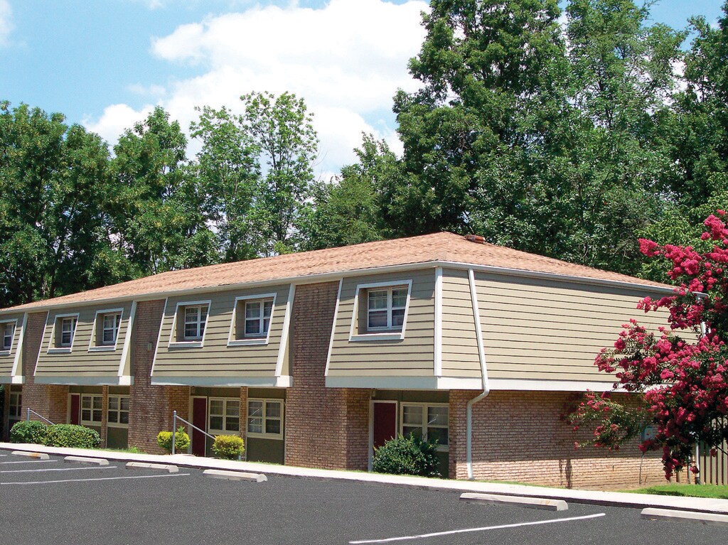 Chesney Woods Apartment Homes Concord, NC Apartments For Rent