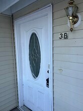 3 Swan Ave in Worcester, MA - Building Photo - Building Photo