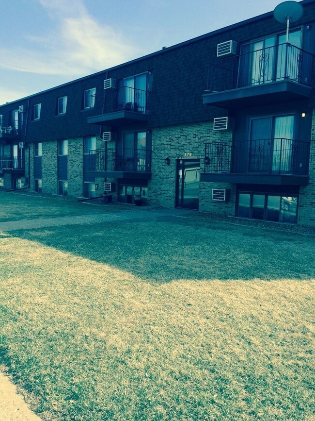 property at 679 19th St W