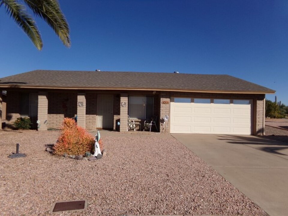 8344 E Emelita Ave in Mesa, AZ - Building Photo