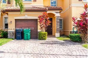 8763 NW 112th Pl in Doral, FL - Building Photo - Building Photo