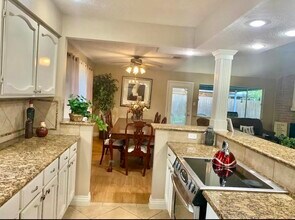 2406 Strait Ln in Houston, TX - Building Photo - Building Photo