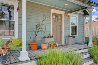 4807 Averill St in Houston, TX - Building Photo - Building Photo