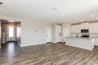 11515 W Cumberland Dr in Youngtown, AZ - Building Photo - Building Photo