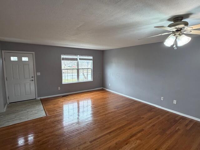 8318 Linton Blvd in Columbus, OH - Building Photo - Building Photo