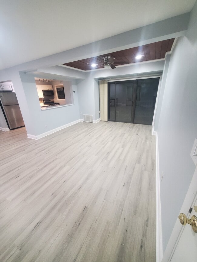 property at 53 Skyhill Rd