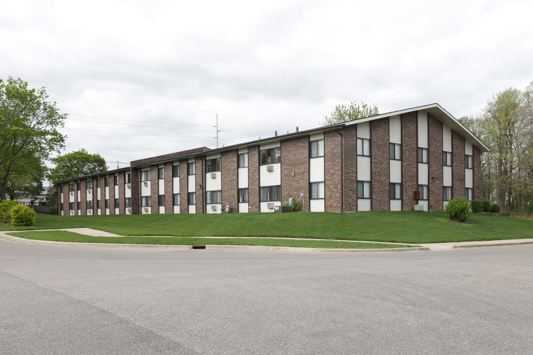 Harbor Village Apartments in Holland, MI - Foto de edificio