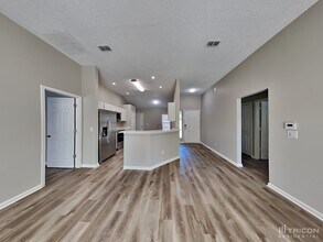 9282 Thunderbolt Dr in Jacksonville, FL - Building Photo - Building Photo