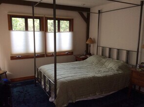 23294 Red Rock Rd in Topanga, CA - Building Photo - Building Photo