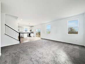 1215 Stonegate Dr in Marengo, IL - Building Photo - Building Photo