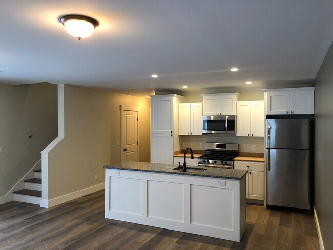 Pope Meadow Townhouses in Morristown, VT - Foto de edificio - Building Photo