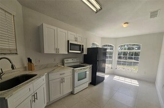 9829-9823 3rd Ave in Orlando, FL - Building Photo - Building Photo
