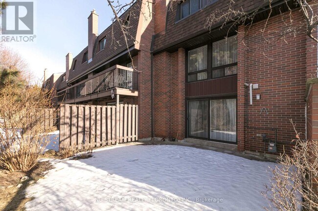 57 Gypsy Roseway in Toronto, ON - Building Photo - Building Photo