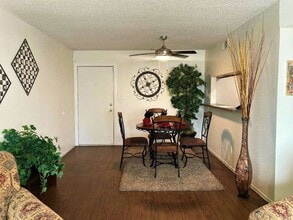 Papago Gardens Apartments in Phoenix, AZ - Building Photo - Building Photo