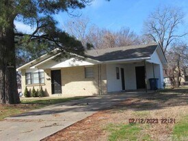 121 N Cornish St in North Little Rock, AR - Building Photo