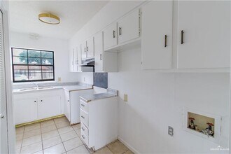 1114 Tori Ln in Edinburg, TX - Building Photo - Building Photo