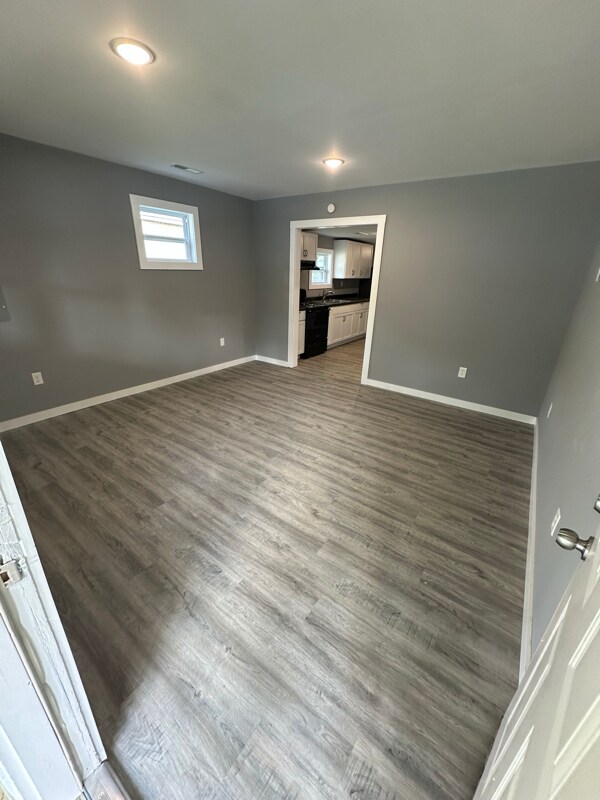 504 W Hackberry St in Fayette, MO - Building Photo - Building Photo