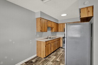 950 Smith St in Orange City, FL - Building Photo - Building Photo