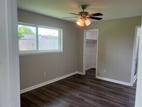 4003 Brownstone Ln in Houston, TX - Building Photo - Building Photo