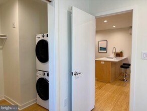 1302 S 18th St in Philadelphia, PA - Building Photo - Building Photo