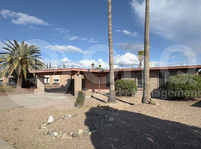 2749 S Pace E Dr in Tucson, AZ - Building Photo - Building Photo