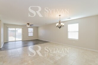 8586 W Magpie Pl in Tucson, AZ - Building Photo - Building Photo