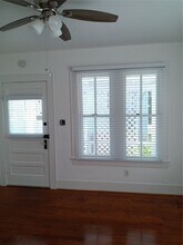 2924 Avenue P 1/2 in Galveston, TX - Building Photo - Building Photo